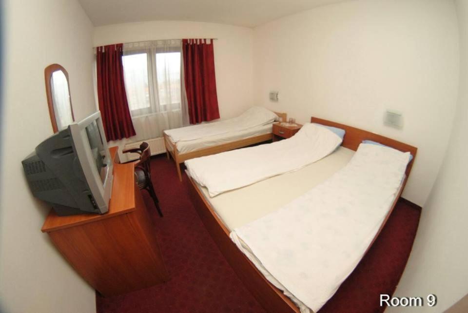 Motel Bella Italia Ilidža Zewnętrze zdjęcie